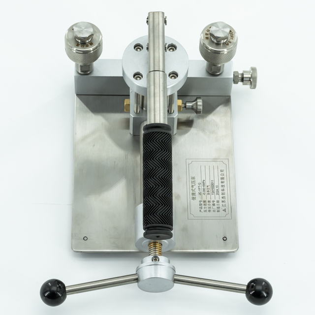 Portable Pneumatica Pressura Calibration Pump